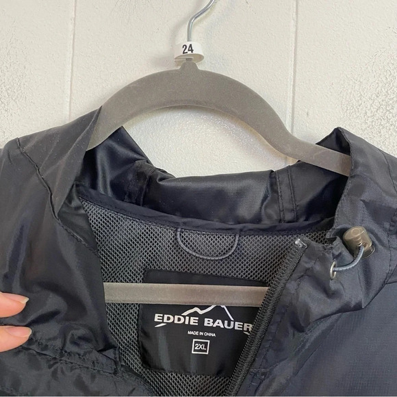 ✨24. Eddie Bauer Black Packable Wind Jacket men’s size 2XL - Picture 6 of 8